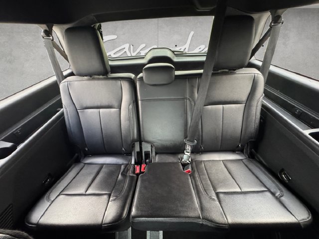 Used 2020 Ford Expedition Max XLT w/ Equipment Group 202A RWD image 22