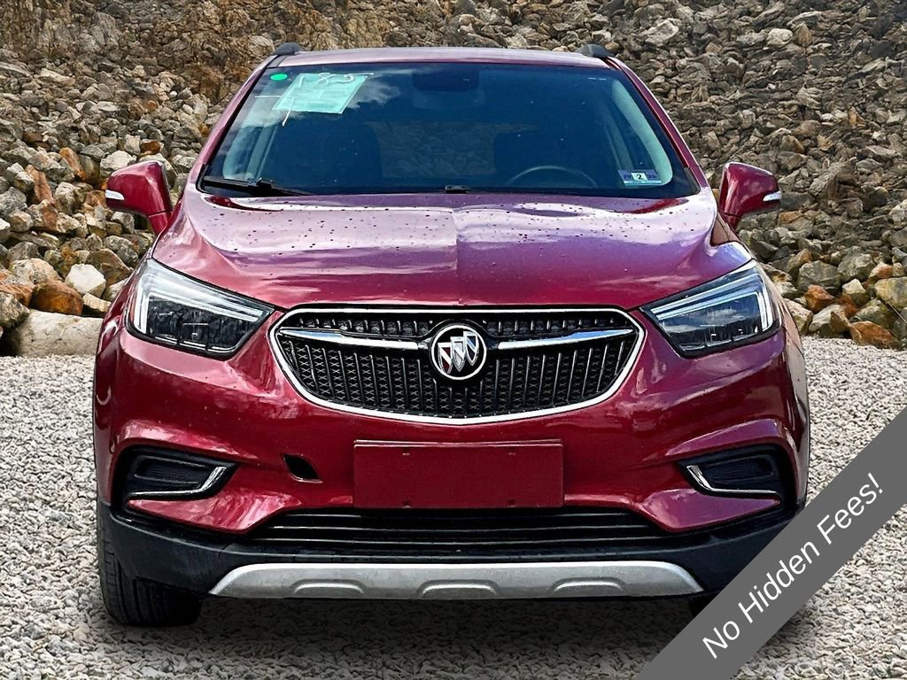 Used 2018 Buick Encore Essence FWD image 3