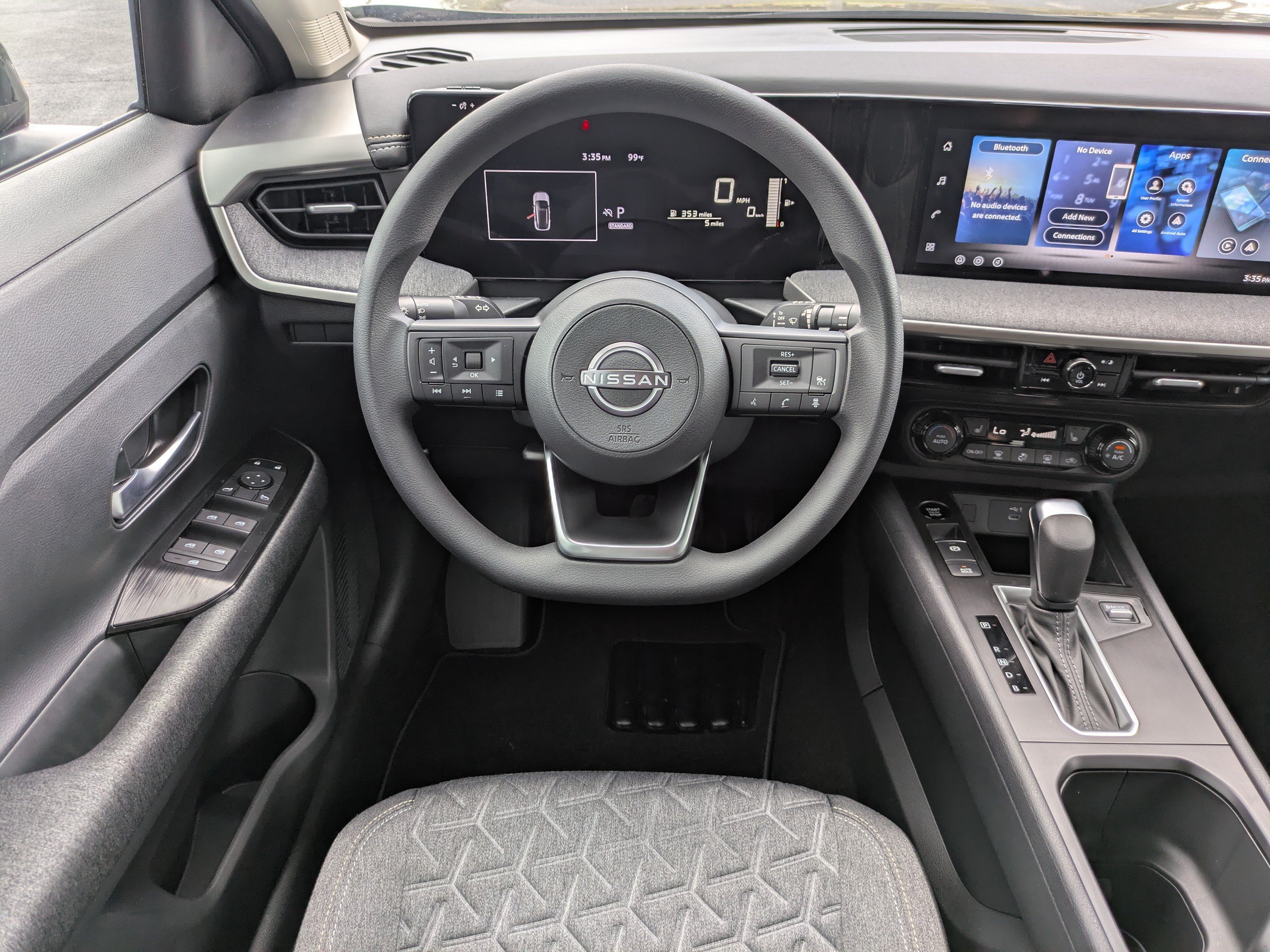 New 2026 Nissan Kicks SV w/ SV Premium Package FWD image 16