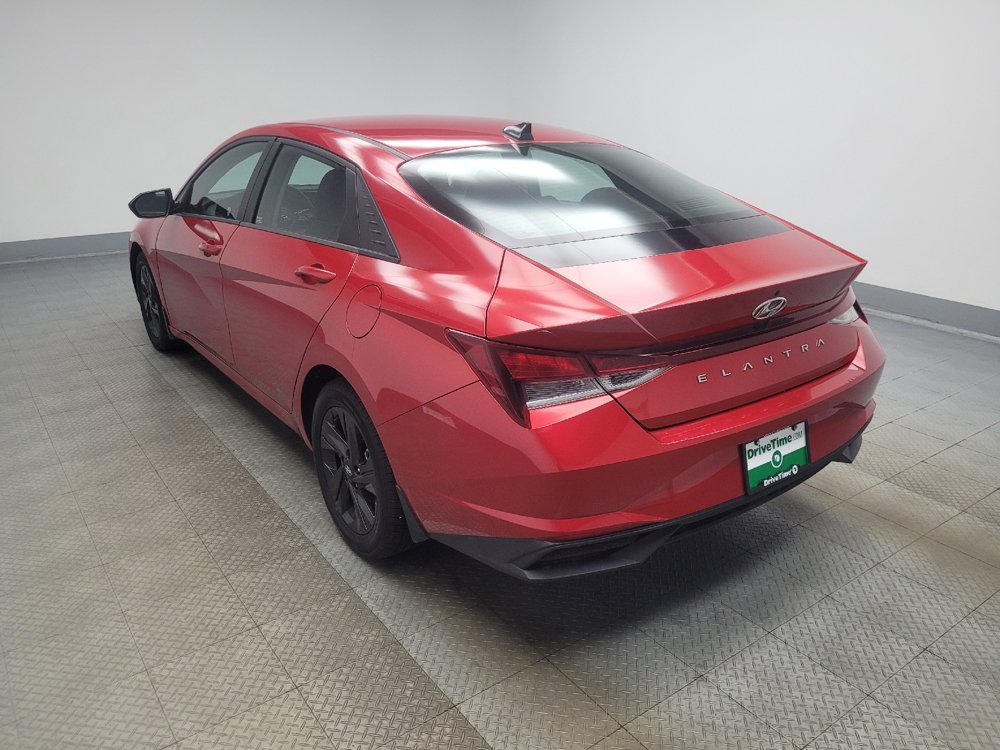 Used 2022 Hyundai Elantra SEL FWD image 5