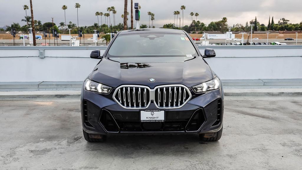 Used 2024 BMW X6 xDrive40i image 3
