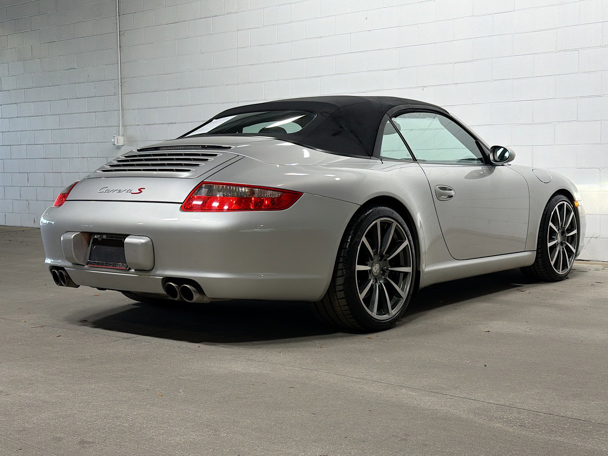 Used 2006 Porsche 911 Carrera 4S image 7