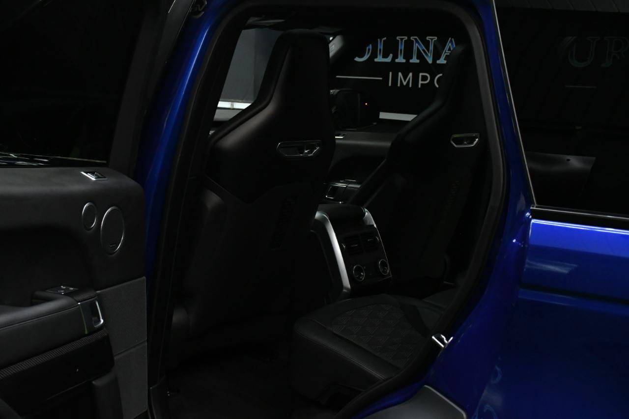 Used 2021 Land Rover Range Rover Sport SVR Carbon Edition AWD/4WD image 34