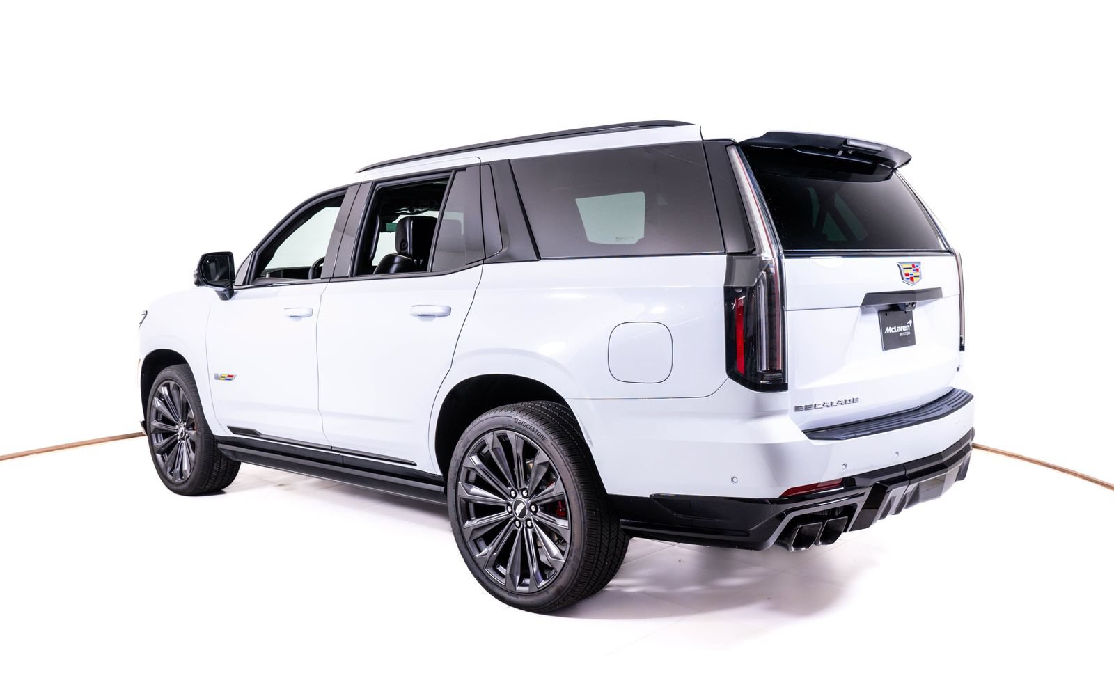 Used 2026 Cadillac Escalade V w/ LPO, Floor Liner Package AWD/4WD image 3