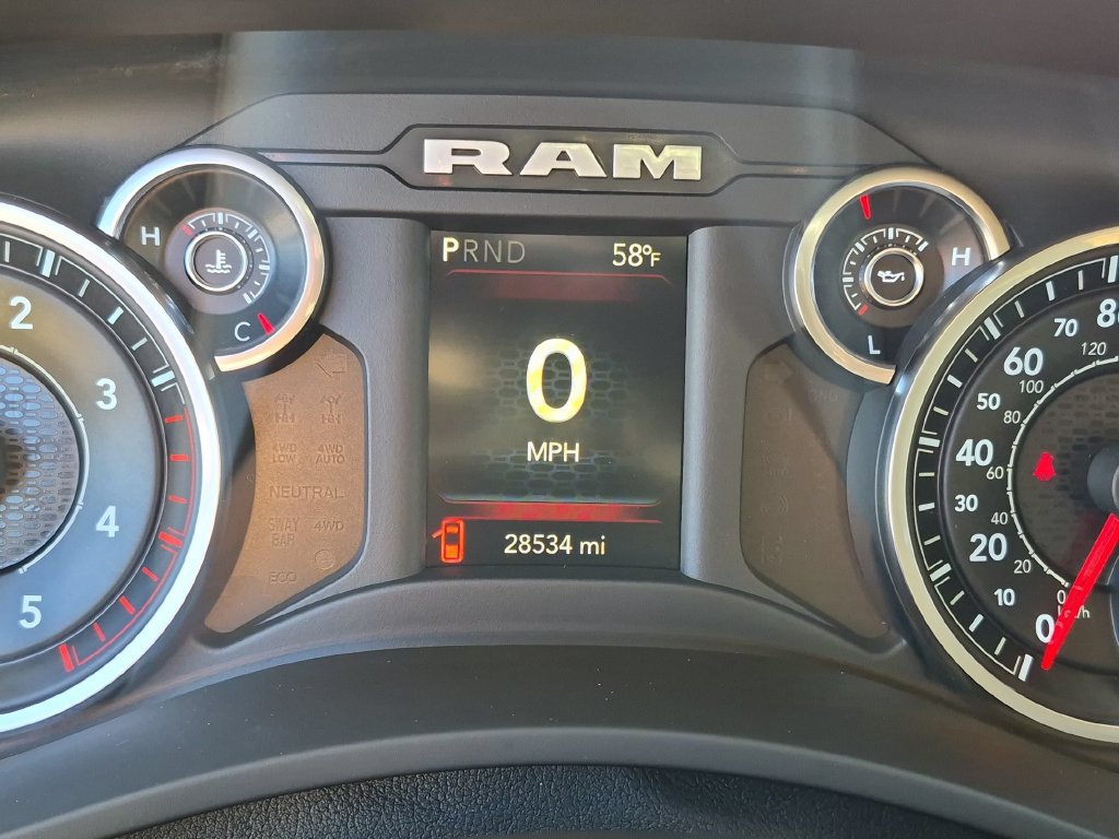Used 2020 RAM 3500 Tradesman w/ Chrome Appearance Group AWD/4WD image 18