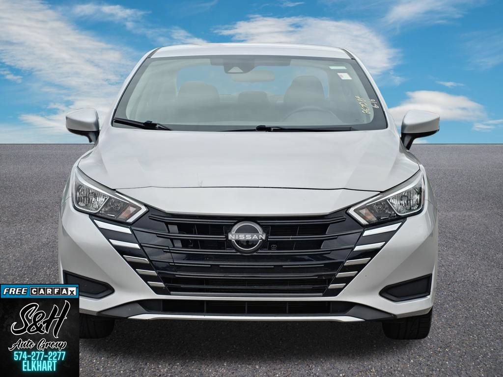 Used 2023 Nissan Versa SV FWD image 13