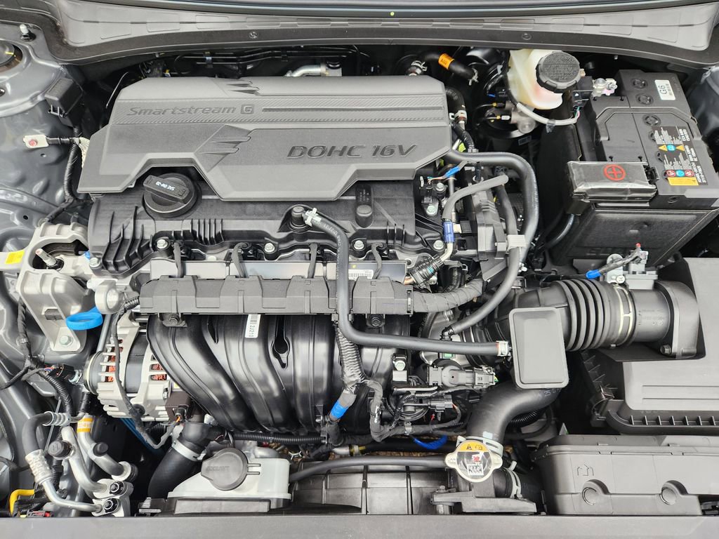 New 2026 Hyundai Elantra Sport FWD image 20