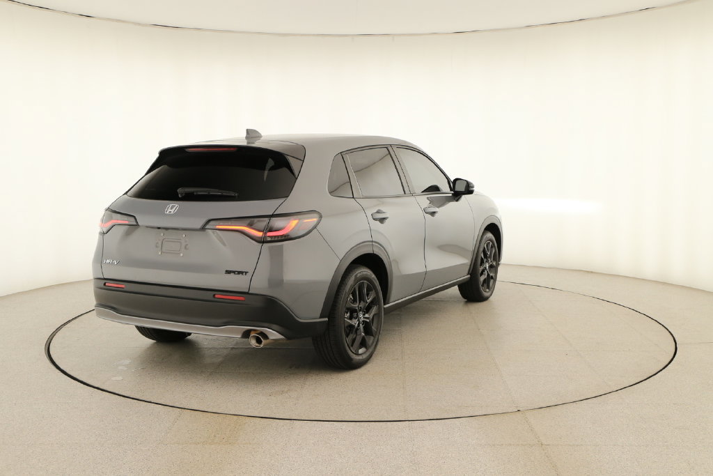 Used 2025 Honda HR-V Sport image 6
