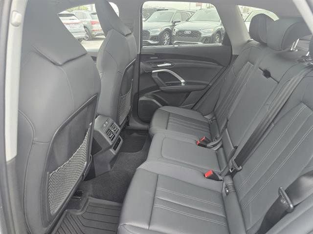 Used 2025 Audi Q5 Premium Plus w/ Premium Plus image 12