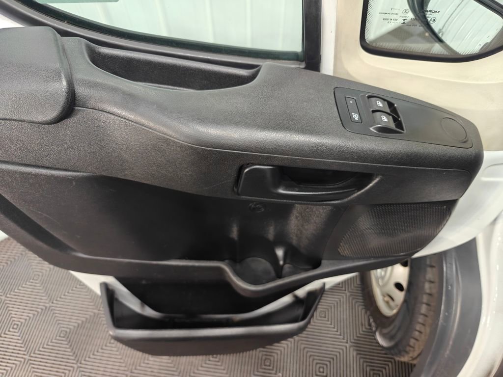 Used 2015 RAM ProMaster 2500 w/ Interior Convenience Group image 27