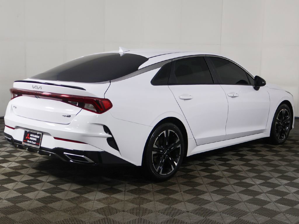Used 2022 Kia K5 GT-Line AWD/4WD image 11