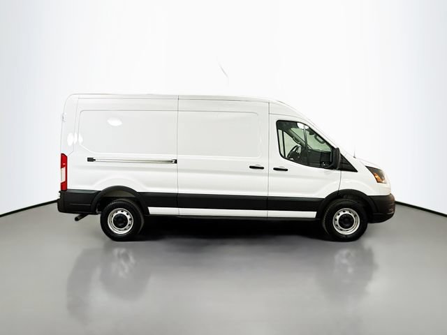New 2026 Ford Transit 250 148 Medium Roof w/ Load Area Protection Package RWD image 8
