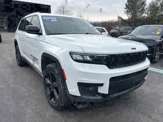 Used 2023 Jeep Grand Cherokee L Laredo image 6