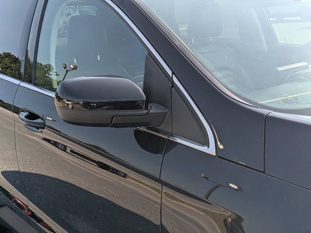 Used 2022 Ford Edge SEL image 9