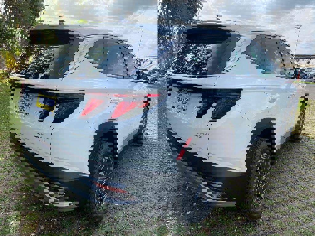 New 2026 Hyundai Tucson Blue SE AWD/4WD image 7