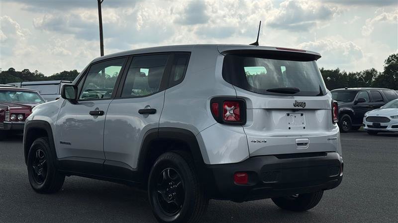 Used 2021 Jeep Renegade Sport AWD/4WD image 11