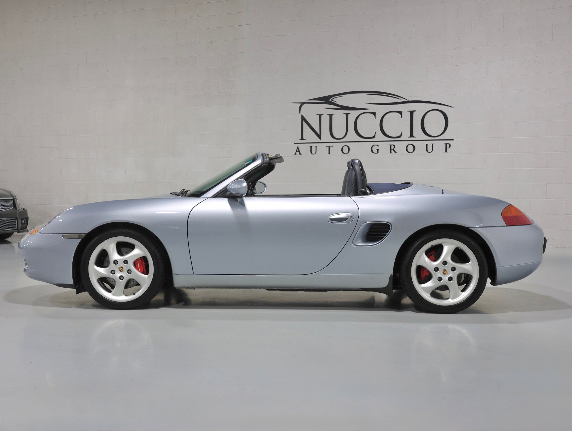 Used 2001 Porsche Boxster S image 11