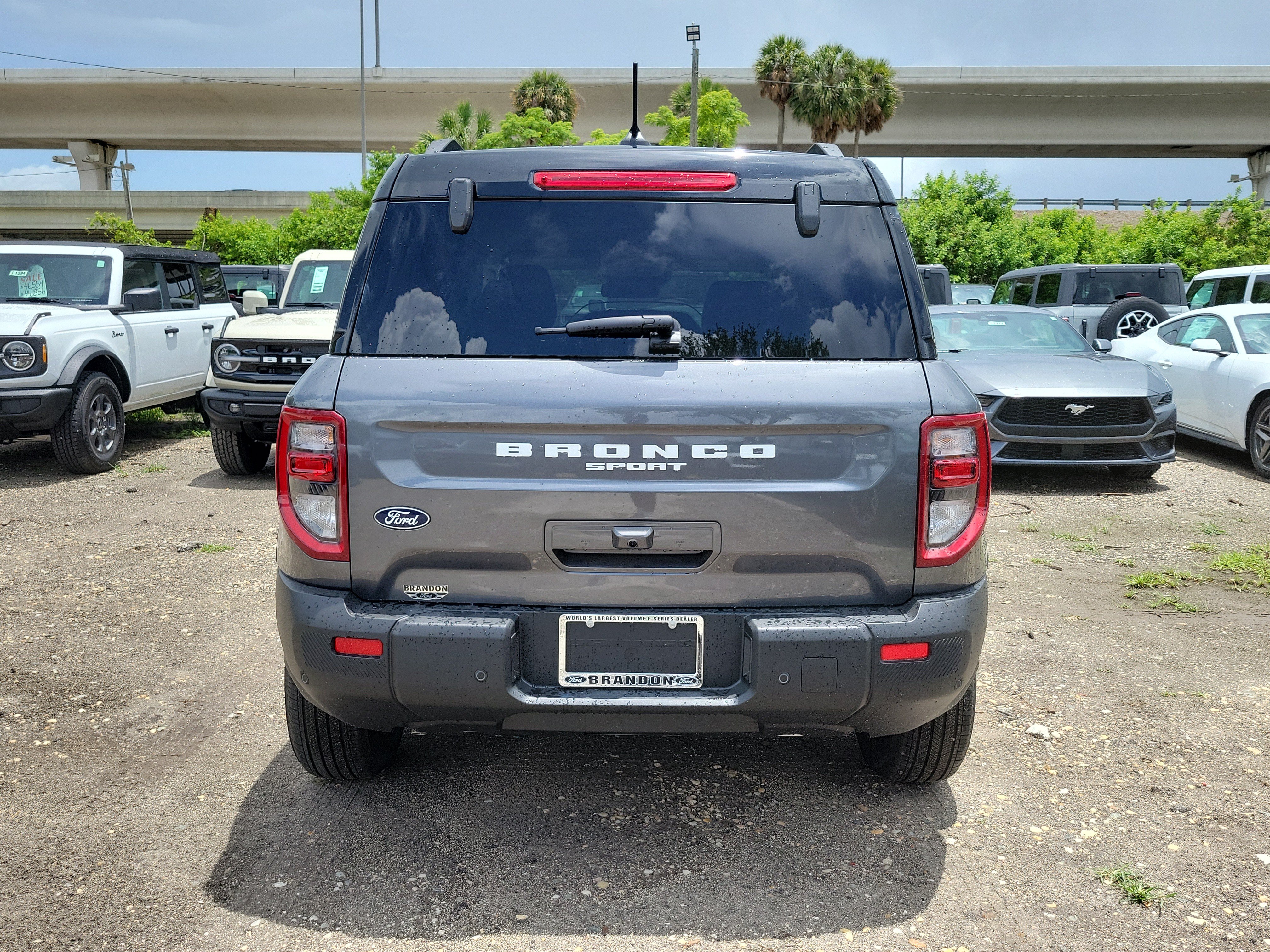 New 2026 Ford Bronco Sport Outer Banks w/ Outer Banks Tech Package+ AWD/4WD image 7