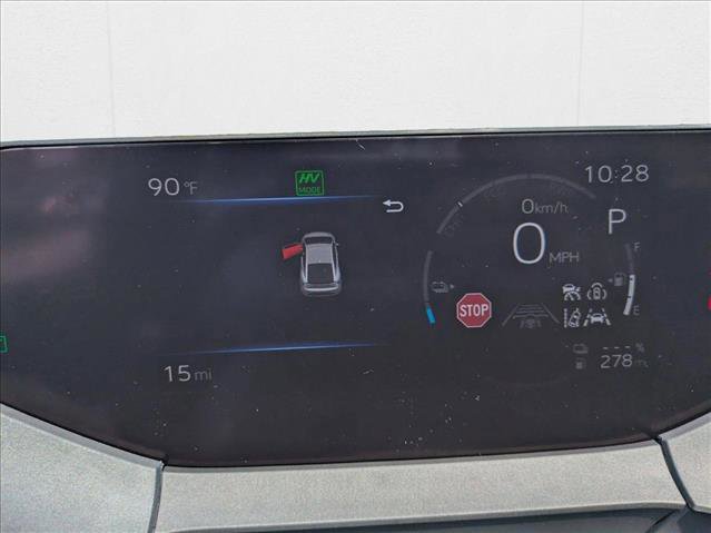 New 2025 Toyota Prius Plug-In Hybrid image 10