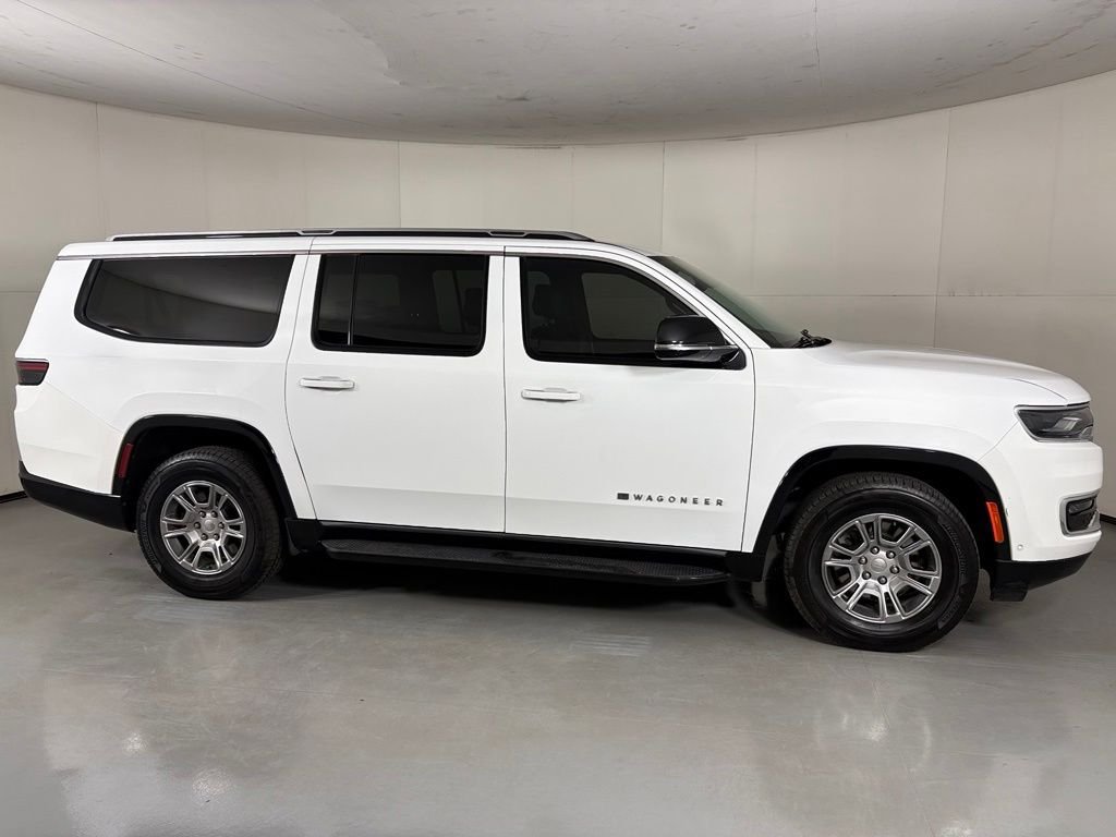 Used 2023 Jeep Wagoneer L 4WD image 9