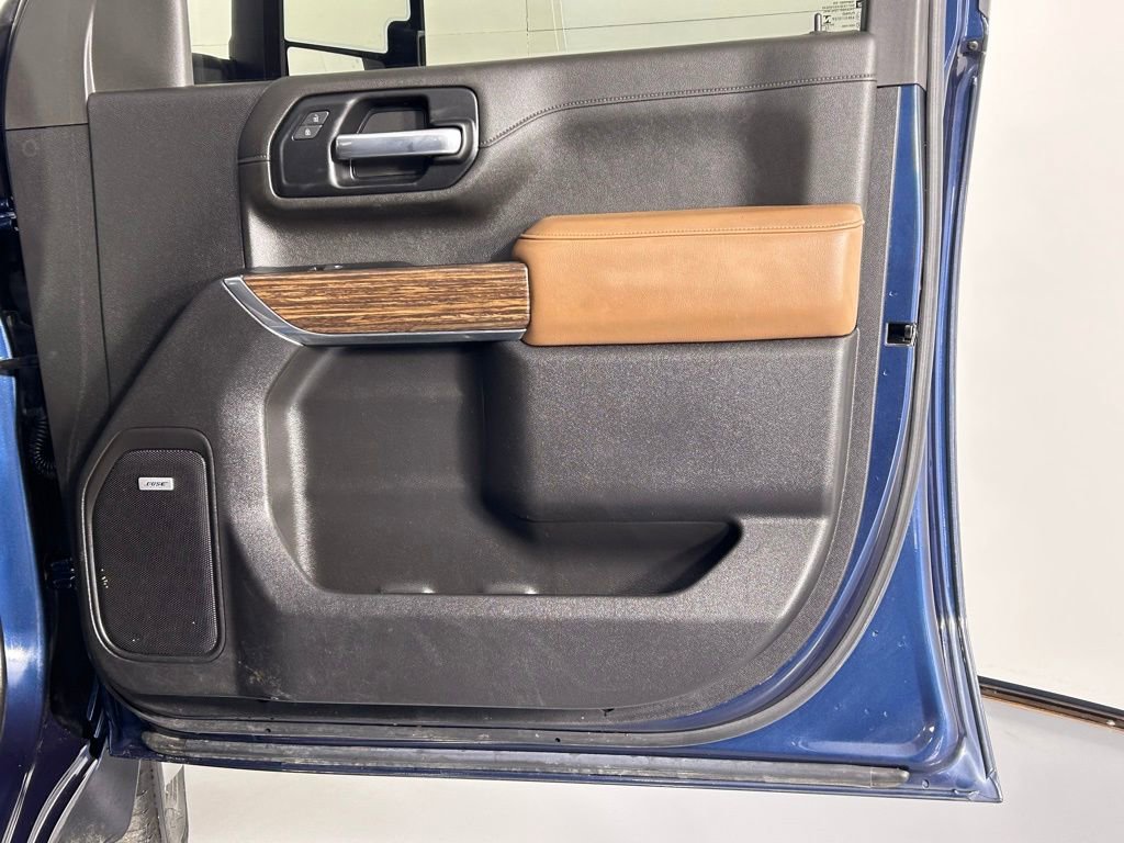 Used 2023 Chevrolet Silverado 3500 High Country image 10