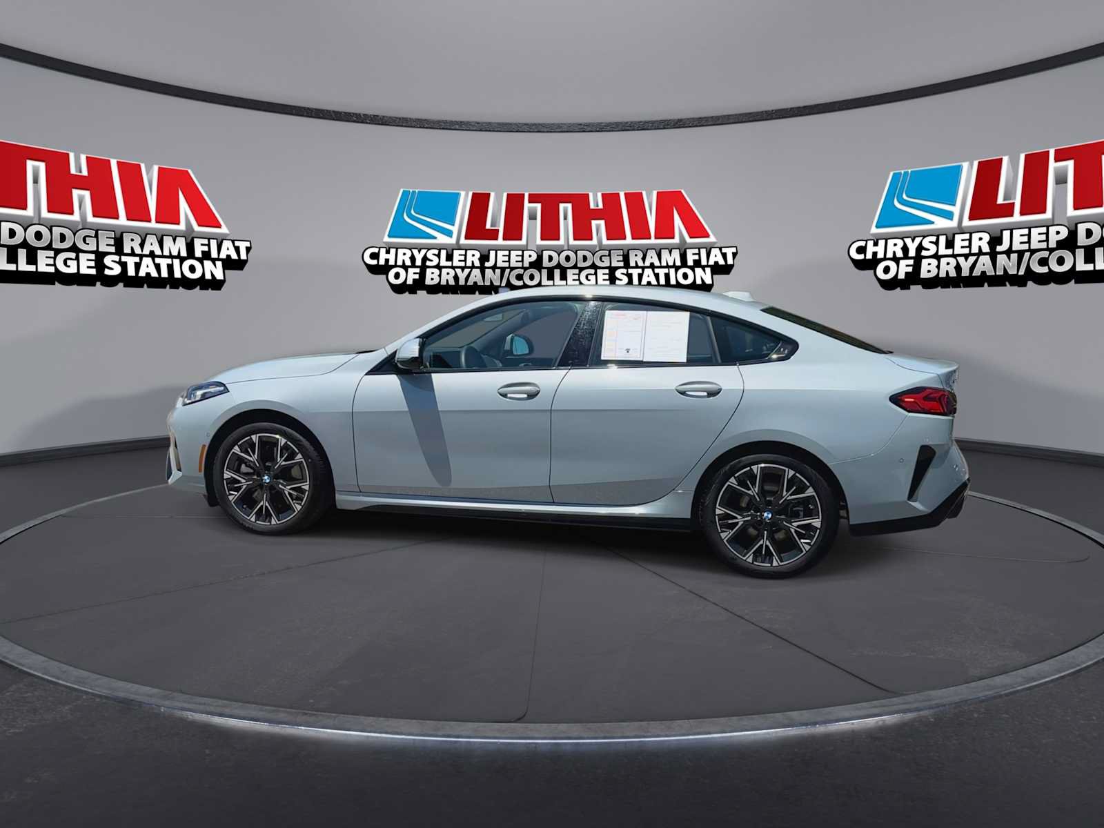 Used 2025 BMW 228i xDrive AWD/4WD image 5