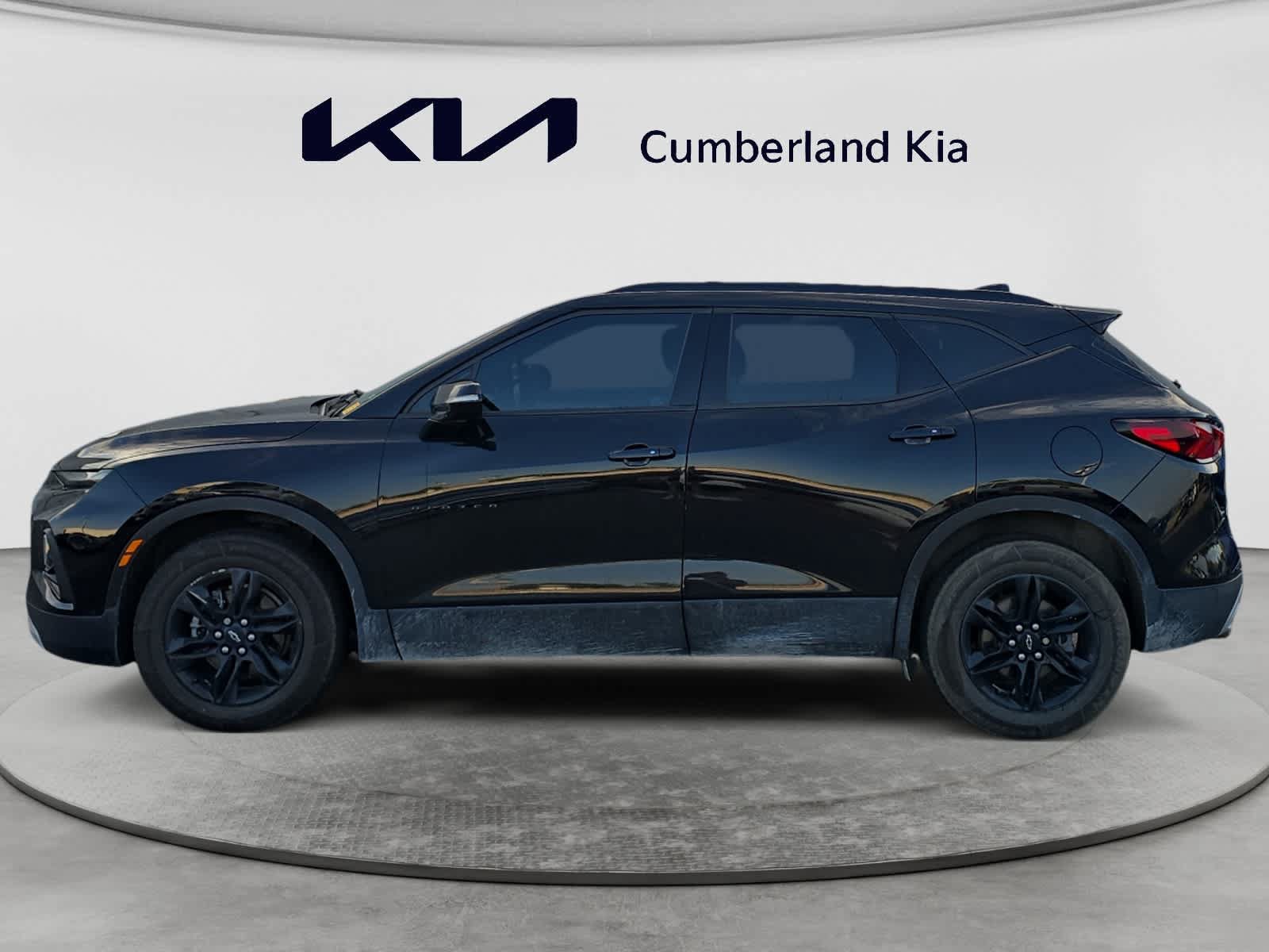 Used 2021 Chevrolet Blazer LT AWD/4WD image 2