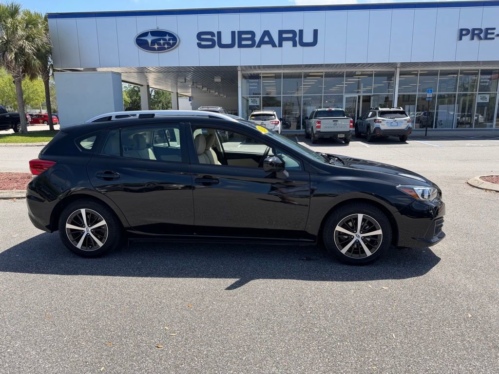 Used 2023 Subaru Impreza Premium image 2