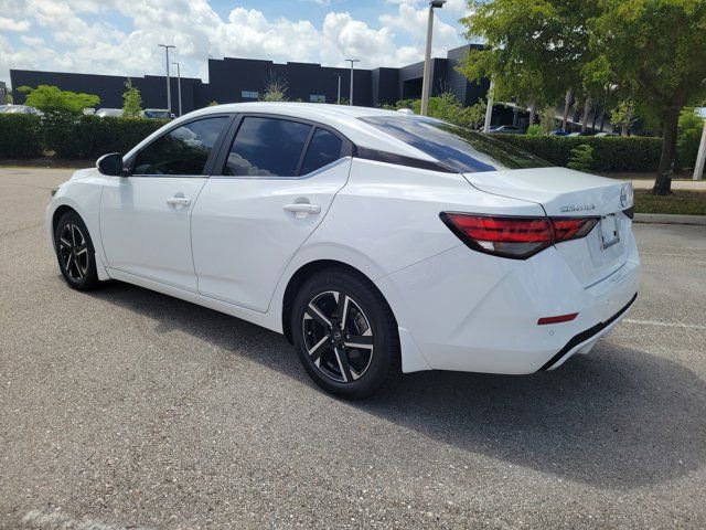 Used 2024 Nissan Sentra SV image 5