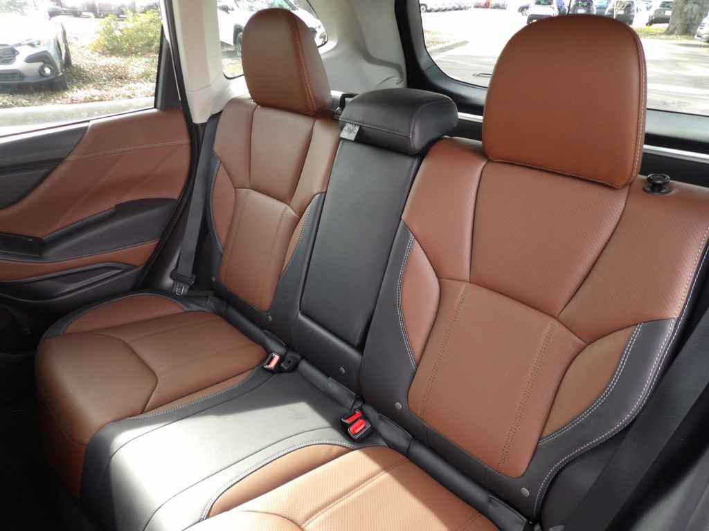 Used 2023 Subaru Forester Touring image 28