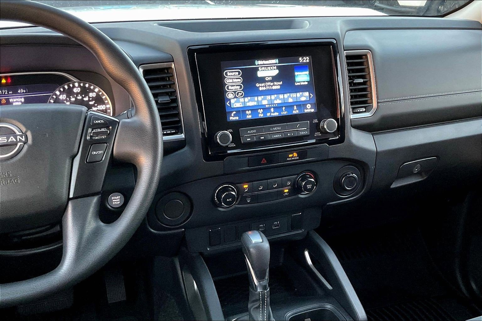 Used 2022 Nissan Frontier SV image 6