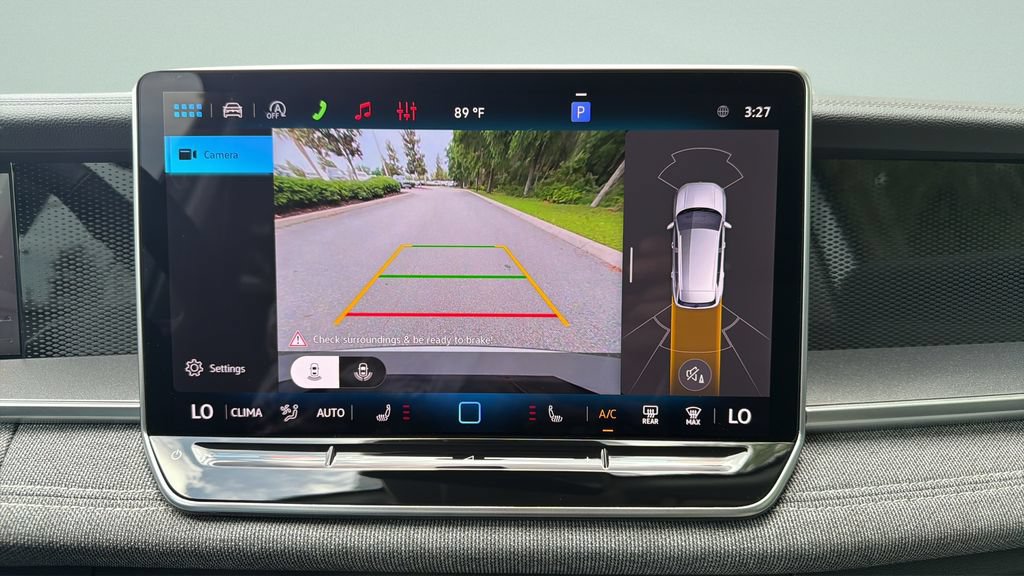 New 2026 Volkswagen Tiguan S FWD image 16