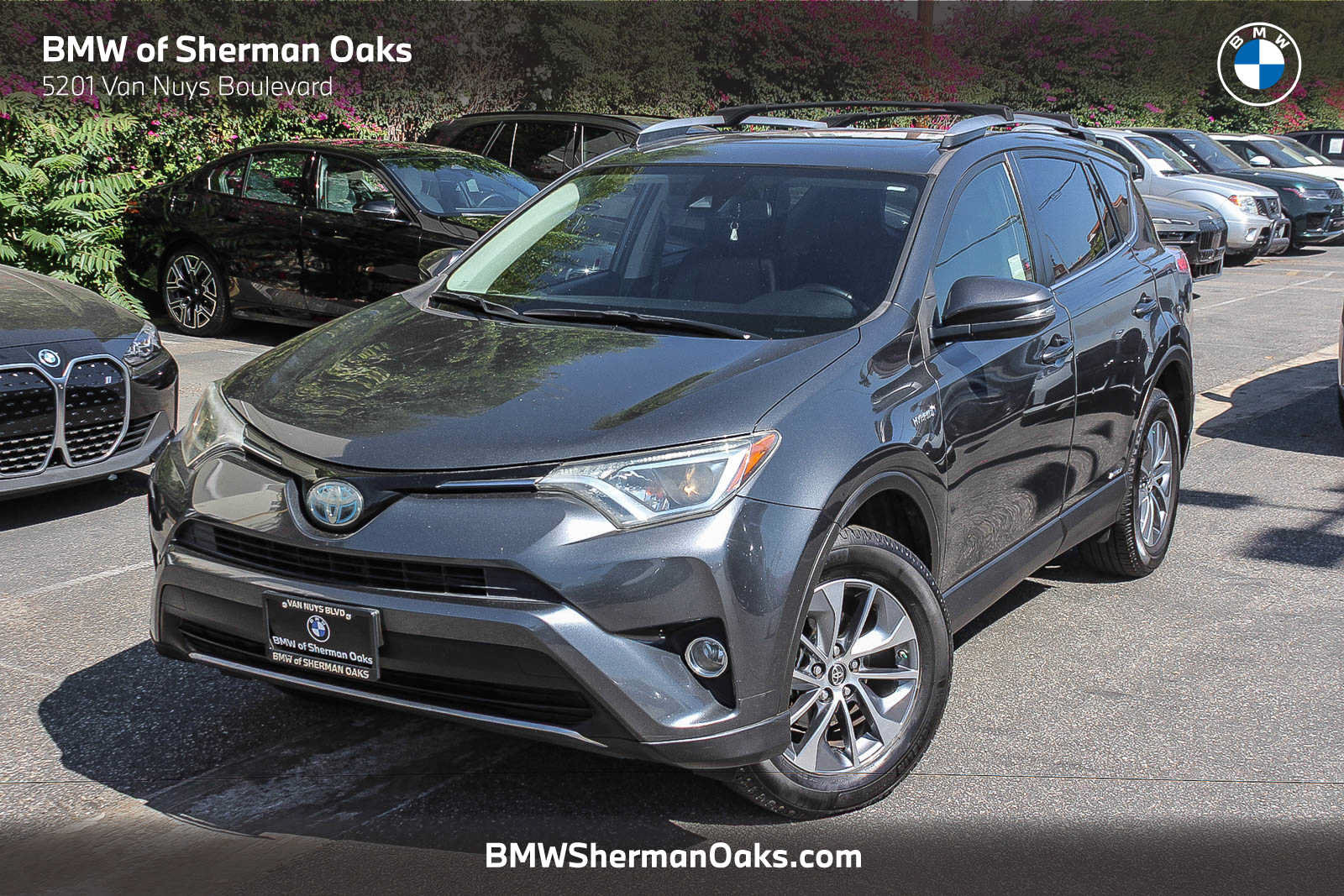 Used 2017 Toyota RAV4 XLE w/ Carpet Mat Package AWD/4WD video 1