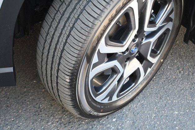 Used 2025 Subaru Ascent Limited w/ Popular Package #2 image 11