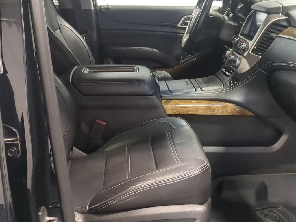 Used 2016 GMC Yukon Denali w/ Open Road Package AWD/4WD image 27