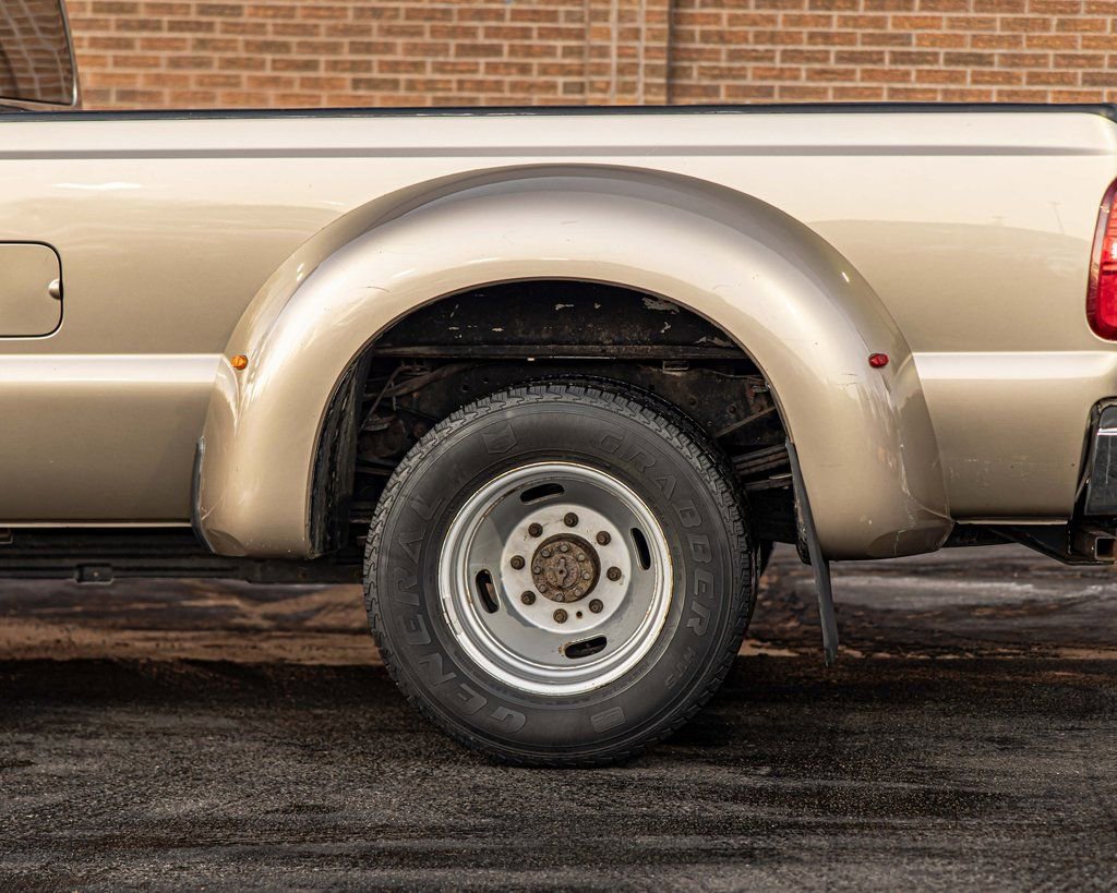 Used 2011 Ford F350 XLT w/ Camper Pkg image 7