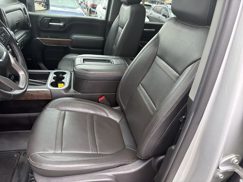 Used 2022 GMC Sierra 3500 Denali w/ Denali Ultimate Package image 8