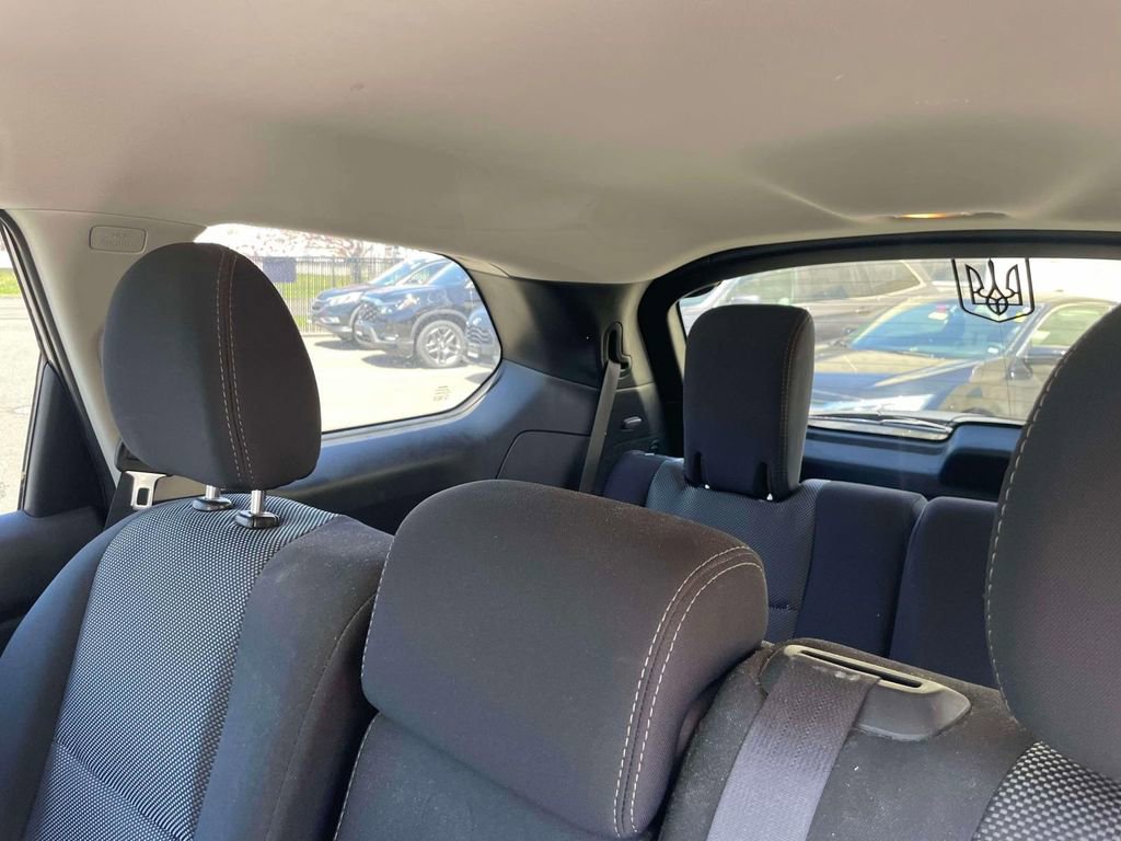 Used 2020 Nissan Pathfinder S AWD/4WD image 13