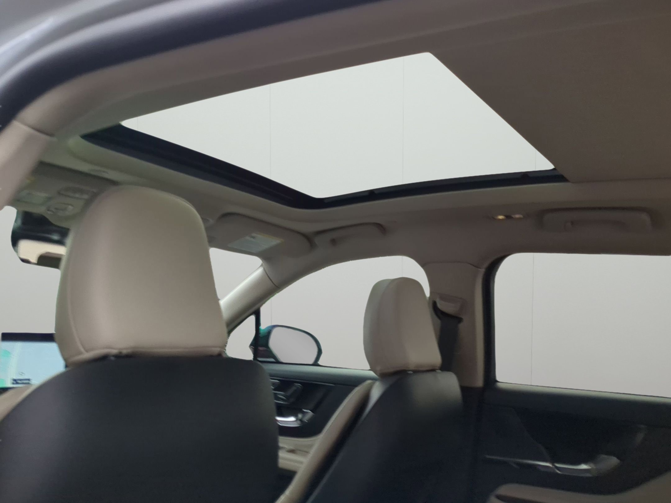 New 2026 Lincoln Corsair Reserve FWD image 21