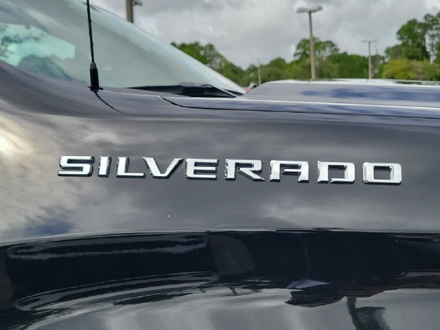 Certified 2024 Chevrolet Silverado 1500 LT AWD/4WD image 7