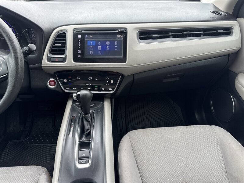 Used 2017 Honda HR-V EX image 26
