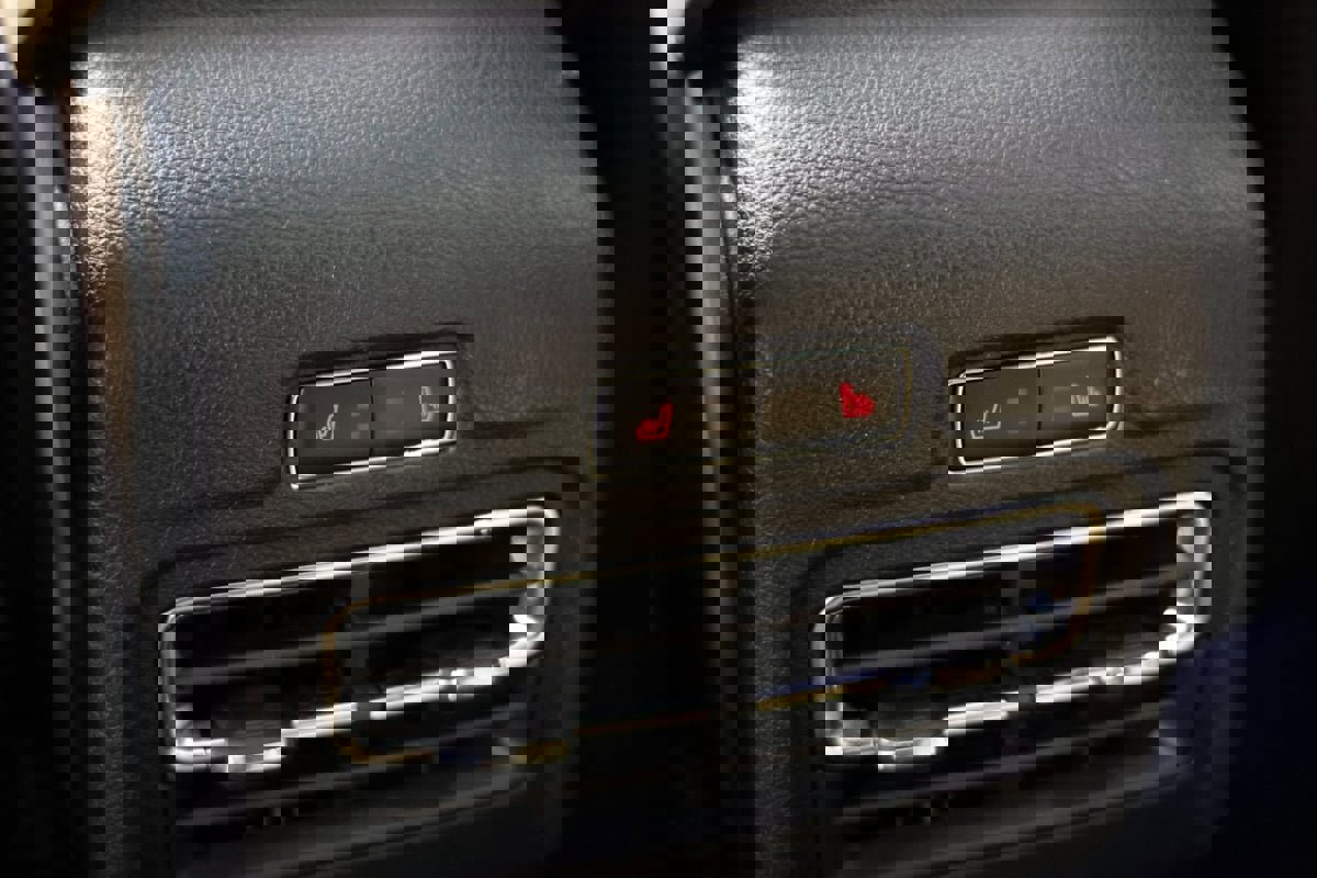 Used 2020 Lincoln Corsair Reserve w/ Equipment Group 201A image 31