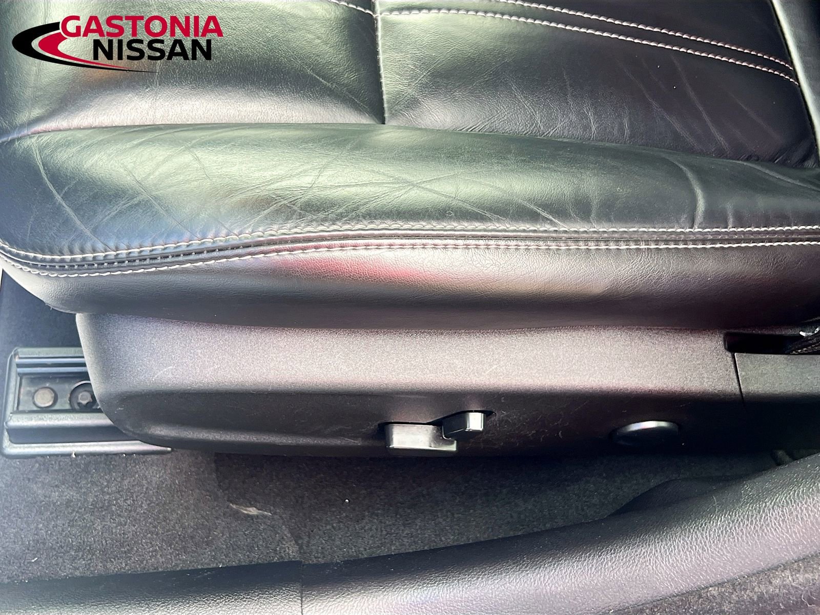 Used 2023 Chrysler 300 S image 26