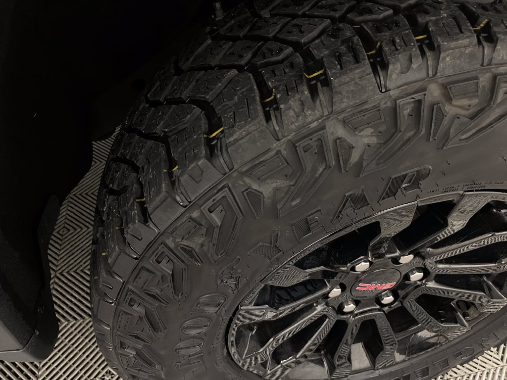 Certified 2023 GMC Sierra 1500 AT4X AWD/4WD image 57