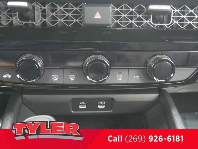 Used 2024 Honda Accord Sport image 30