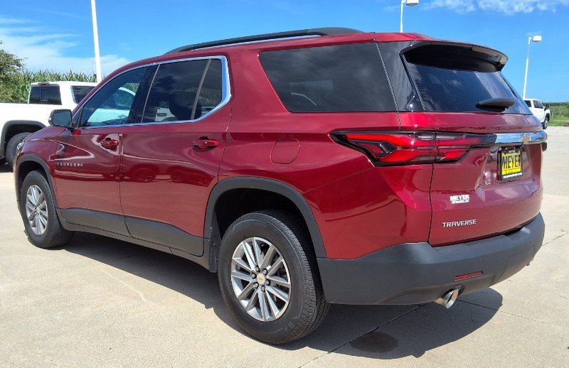 Used 2023 Chevrolet Traverse LT FWD image 6