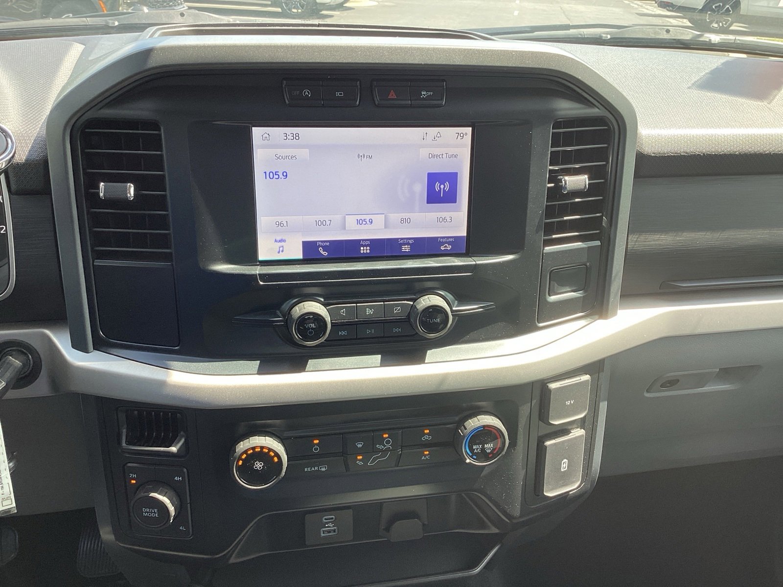 Used 2023 Ford F150 XLT image 16