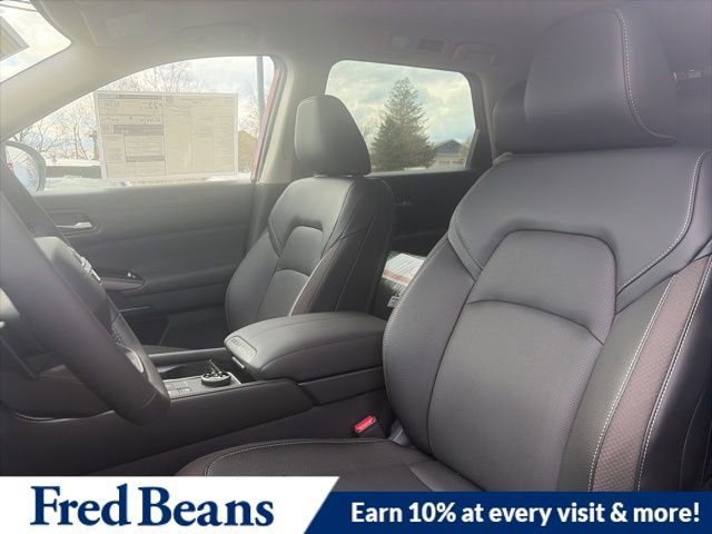 New 2026 Nissan Pathfinder SL image 10