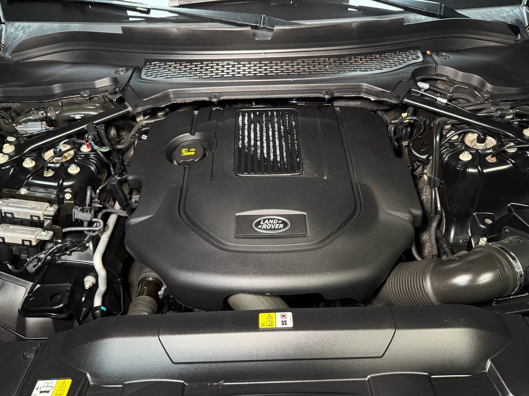 Used 2017 Land Rover Range Rover Sport Utility 4D image 56