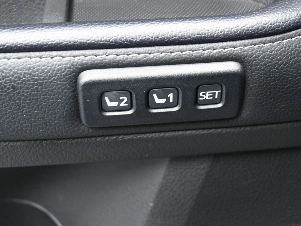 Used 2020 Toyota 4Runner Nightshade image 12